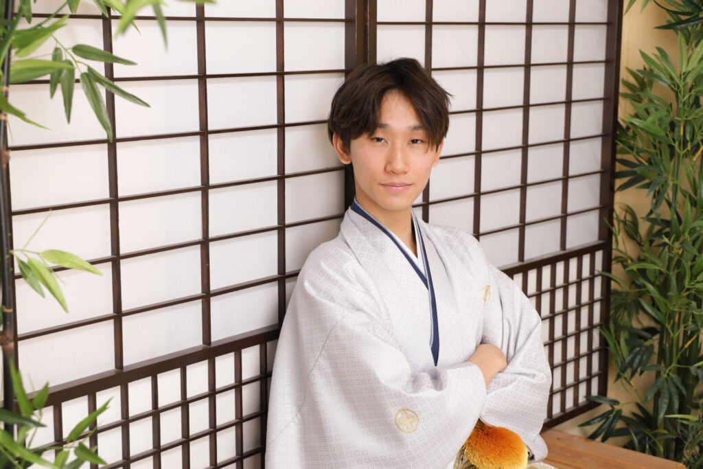 広陵町・香芝市・上牧町の成人式_フォトスタジオワタナベ(渡辺写真館)真美ヶ丘店_男性成人_袴_スタジオ撮影_写真_前撮り_後撮り